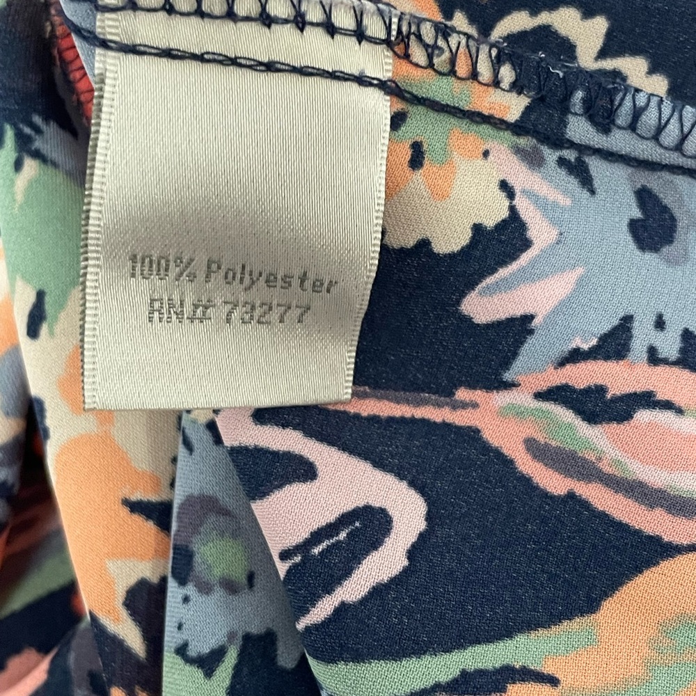 LC Lauren Conrad Navy Floral Scoop Neck Blouse - Picture 13 of 14